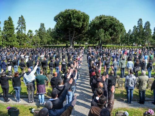 Saluto romano al Campo 10: aggirato divieto del 25 aprile