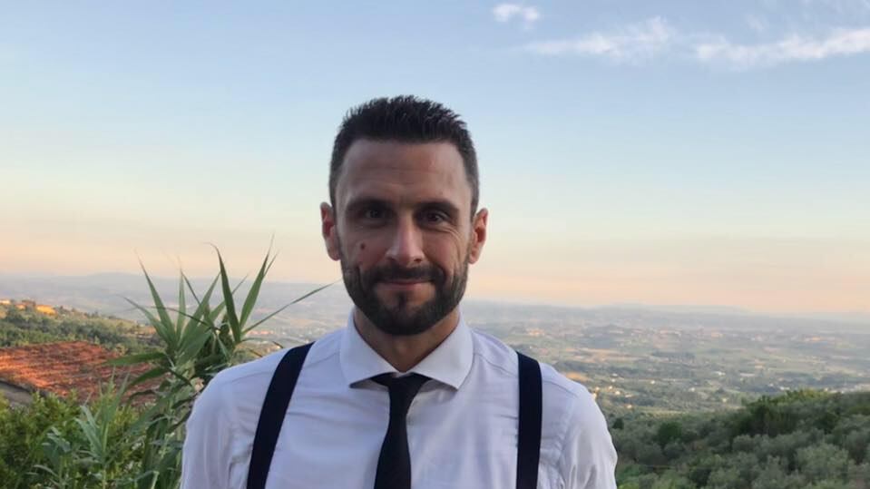 "Sempre insieme": muore a soli 42 anni, il gesto del padre per la figlia