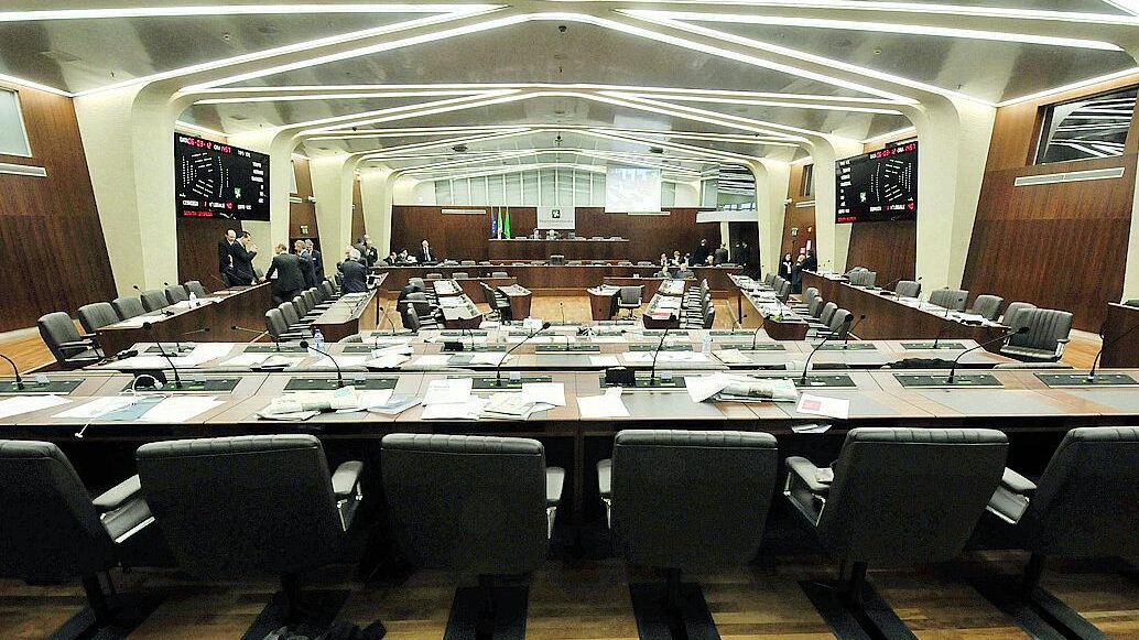 La Regione taglia i vitalizi (e sposta anche la pensione)