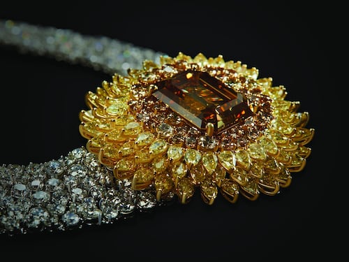Nei collier della Carte Blanche di Boucheron il trionfo dell’unicità tempestata di diamanti