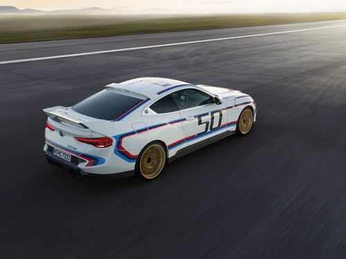 Nuova Bmw 3.0 CSL: edizione limitata, 560 cv e prezzo da capogiro