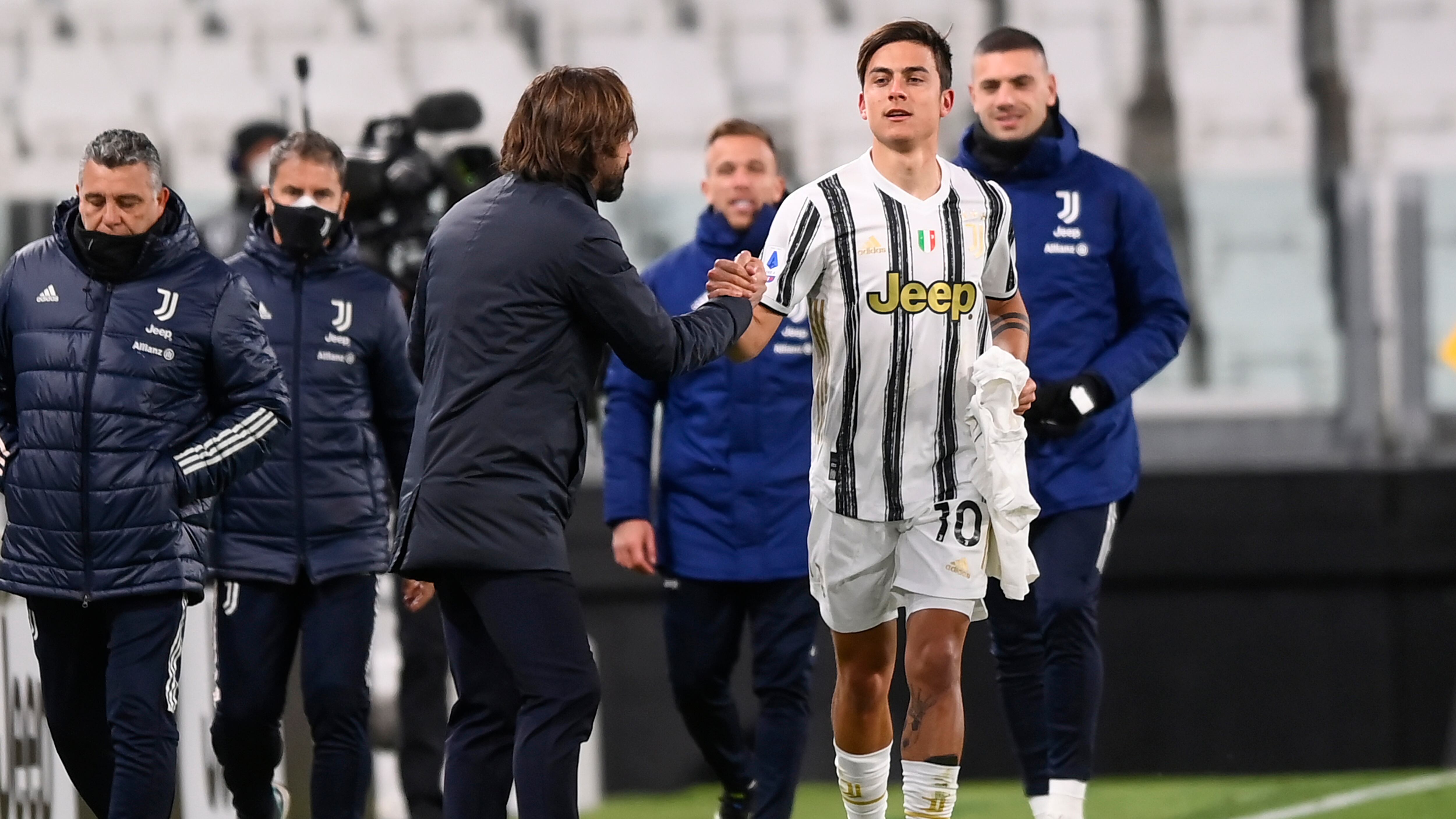 La Joya dopo i rimpianti. Pirlo cerca di salvarsi dalla rivoluzione Juve