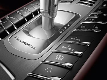 Nuova Porsche Panamera 5