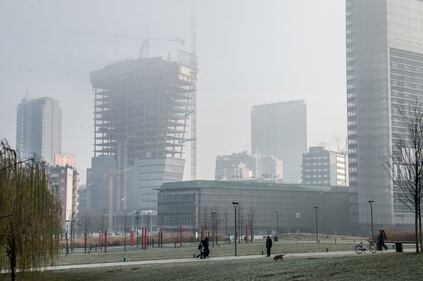 La nebbia avvolge Milano 12