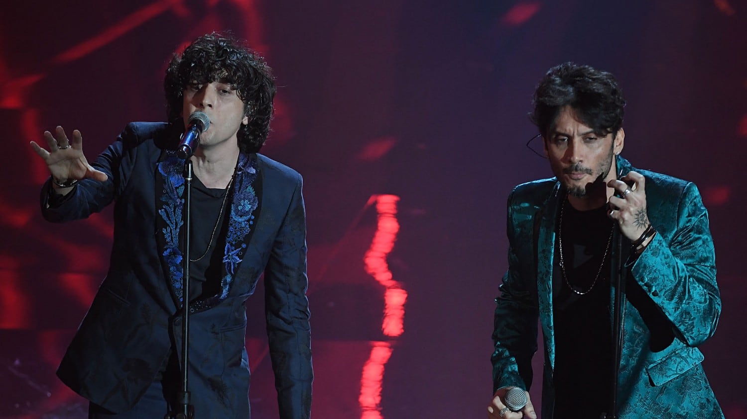 Cosa c'è dietro la grafia di Ermal Meta e Fabrizio Moro