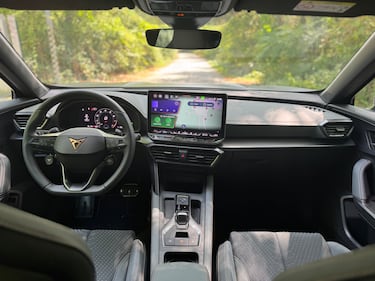 Cupra Formentor e-Hybrid: guarda la gallery del crossover ibrido da 272 CV 16