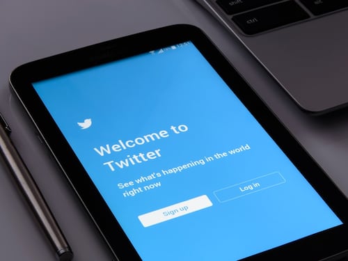 "Lista nera è razzista": l'ultima campagna di Twitter