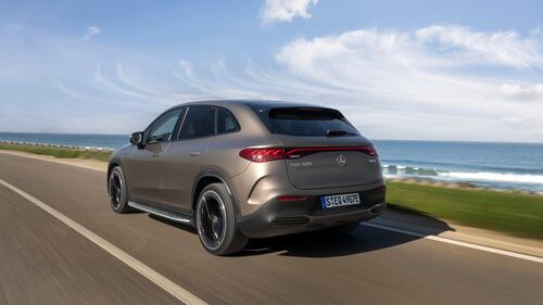 Mercedes-Benz EQE SUV, guarda la gallery 16