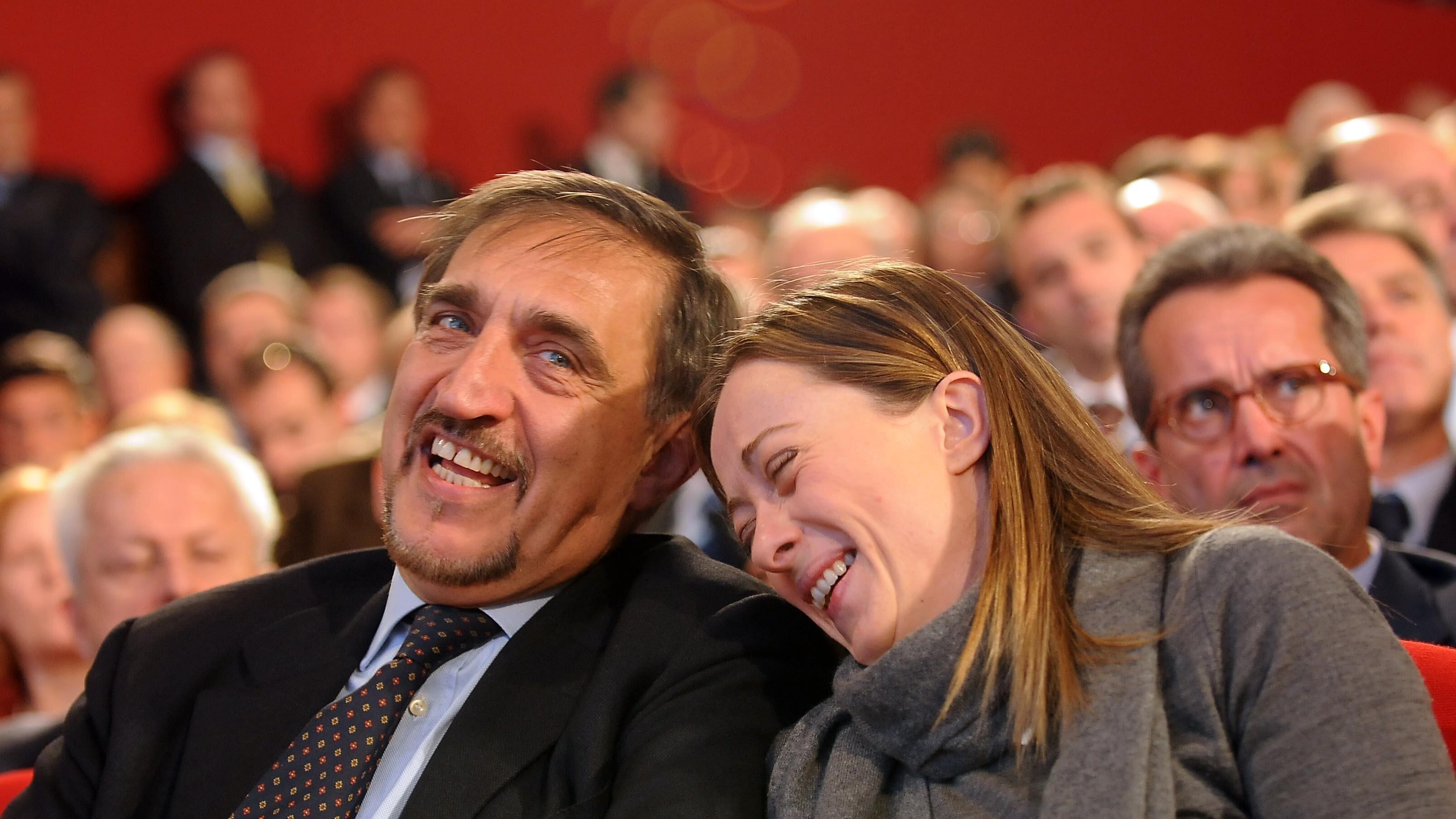 "Come se ci fosse un disegno...". Quelle due coincidenze per la Meloni