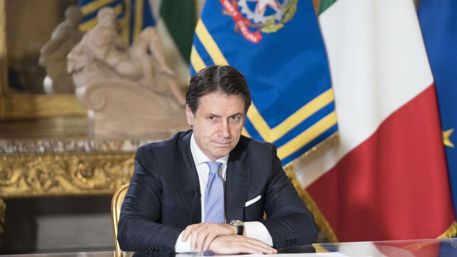 Due avvocati denunciano Conte: "Migliaia di morti per le misure prese in ritardo"