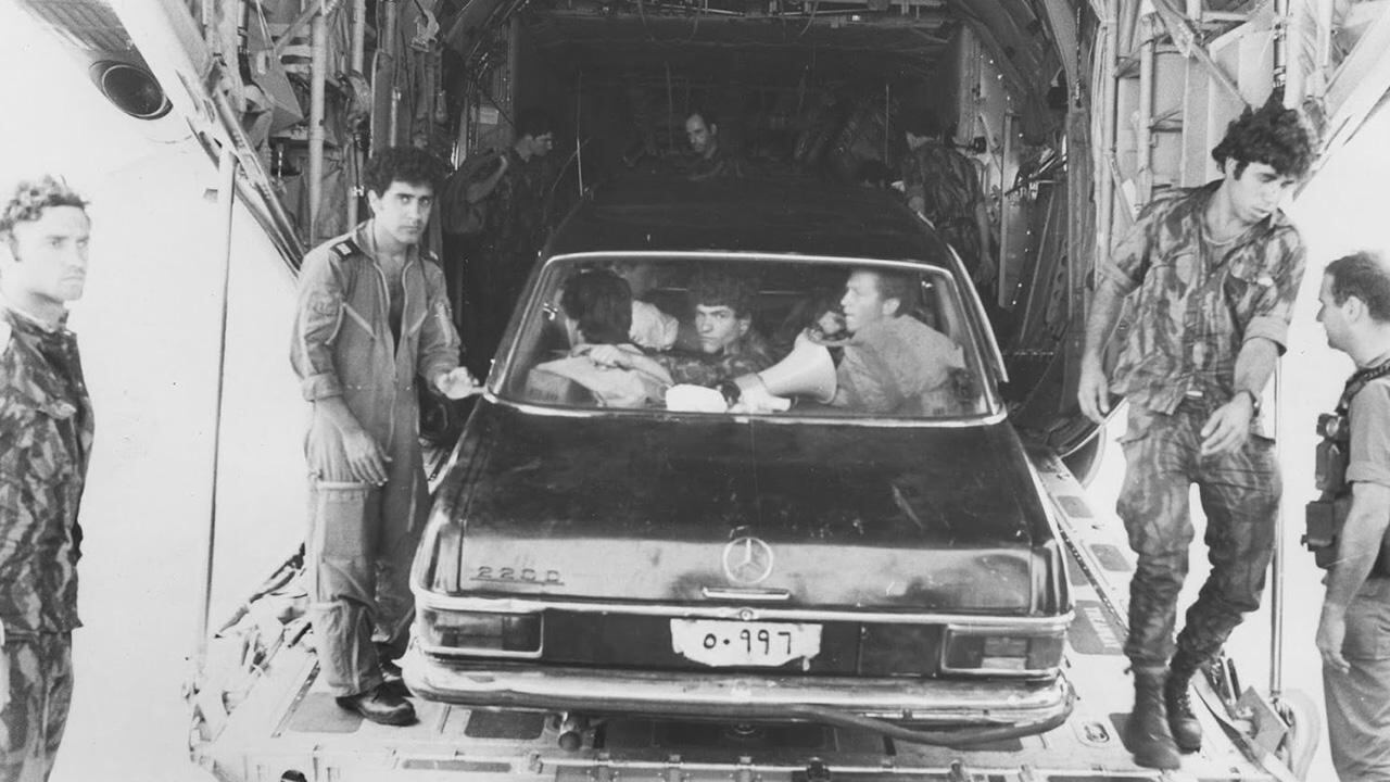 Il raid a Entebbe, gli ostaggi liberati e il sacrificio di Netanyahu: una storia israeliana