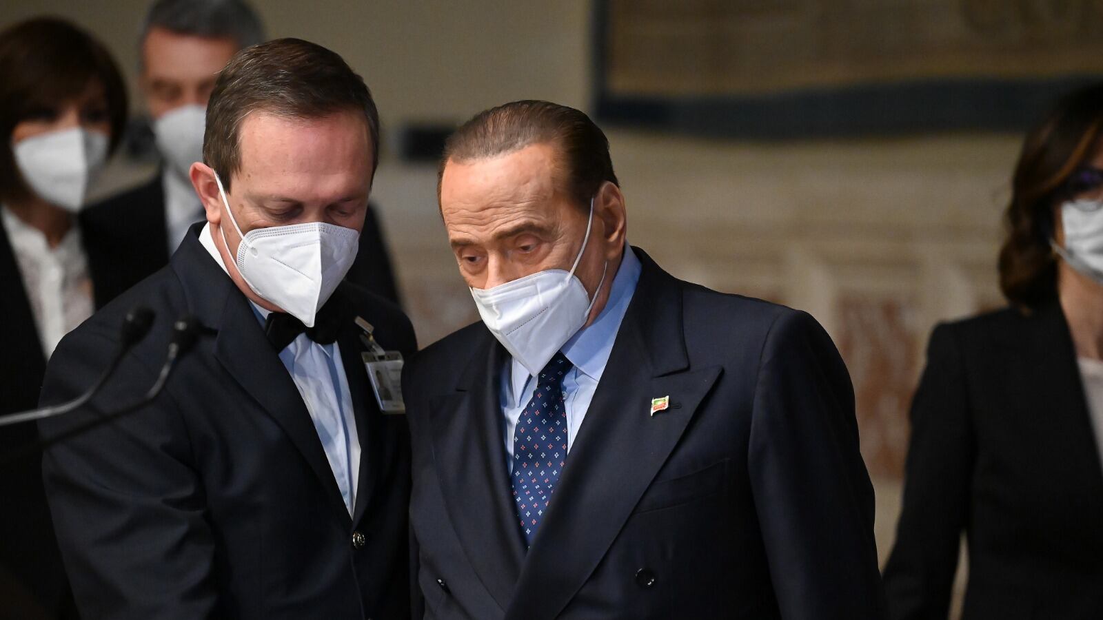 "Malattia seria". I pm chiedono lo stralcio per Berlusconi