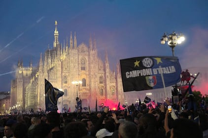 Milano si colora di nerazzurro: le immagini più bella della festa dell'Inter 26