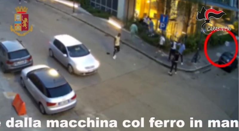 Rissa a Milano con arma da fuoco: coinvolti due trapper 4