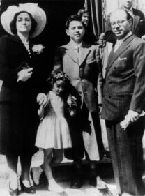 Silvio Berlusconi e la famiglia, un pilastro di tutta la sua esistenza 11