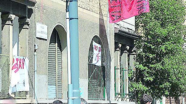 «Impediremo quello sgombero» La firma? Del presidente di zona
