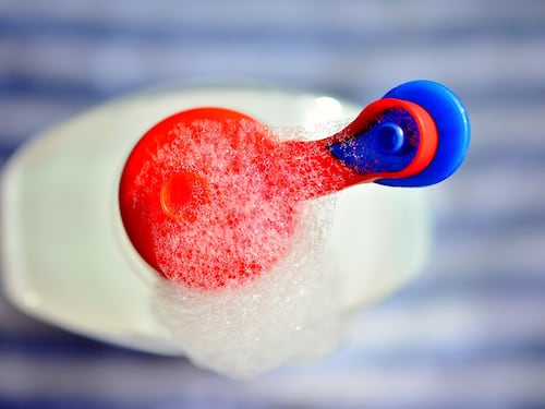 Varese, tenta di soffocare la zia con l'ammoniaca: 22enne ricoverato in psichiatria