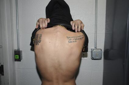Justin Bieber, le foto dei tatuaggi in centrale 8