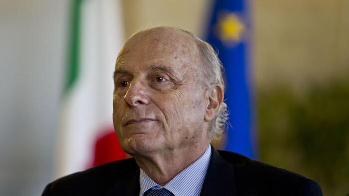 Colle, gli ex grillini puntano sull'uomo della "moneta parallela"
