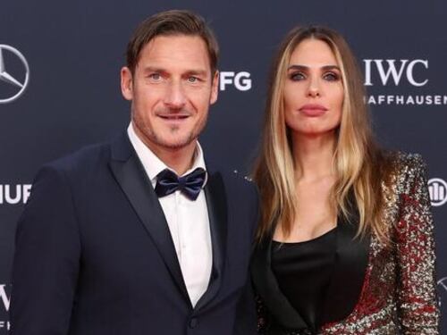 "Accordo saltato". I guai finanziari di Totti complicano il divorzio con Ilary