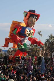 Carri al carnevale di Viareggio 20