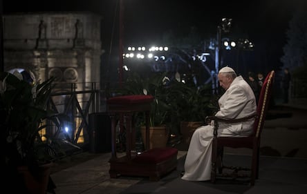 La Via Crucis al Colosseo 1