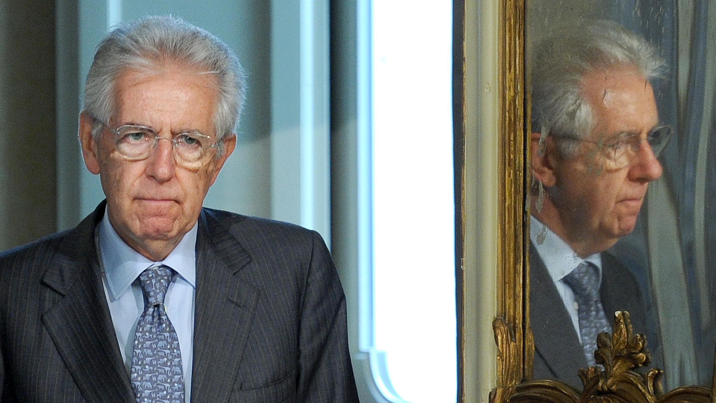 Il governo parla di crescita ma intanto studia altri tagli