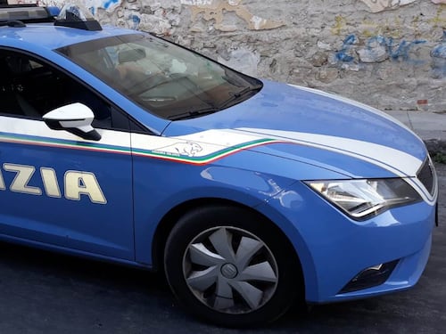 Minacce, violenze ed estorsioni alla compagna incinta: arrestato 26enne