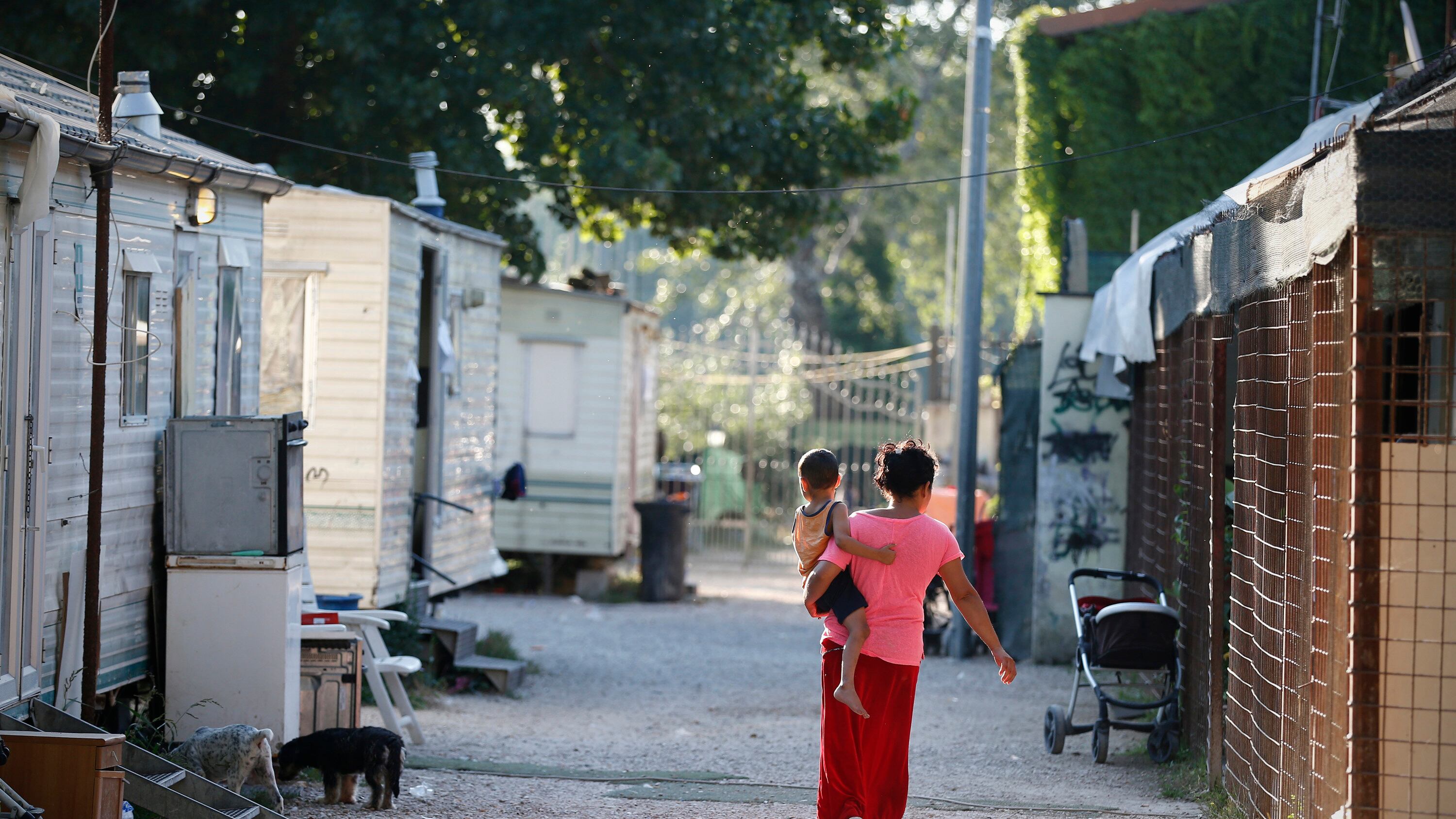 La banda degli spacciatori rom con il reddito di cittadinanza