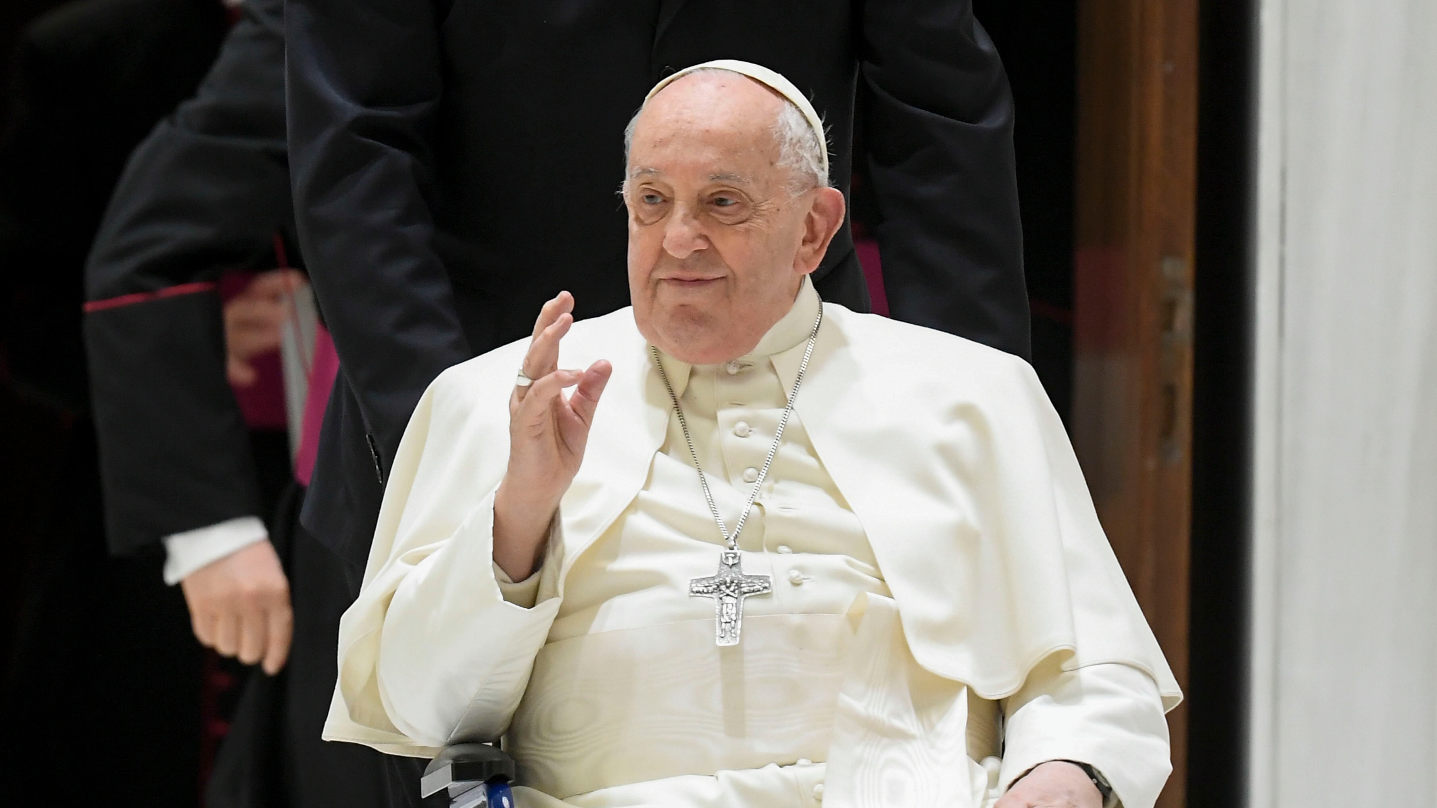 "Sono Francesco, disturbo?". Così è nato il libro del Papa