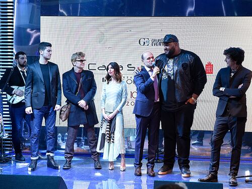 Musica e brindisi a Casa Sanremo: gli artisti in gara al Festival al party organizzato al Palafiori