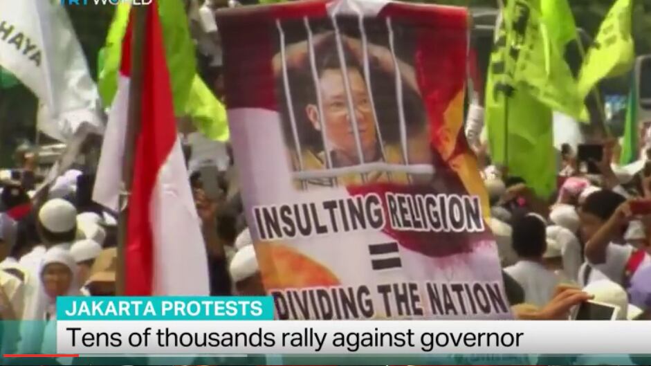 Indonesia, marcia islamica contro il governatore cristiano