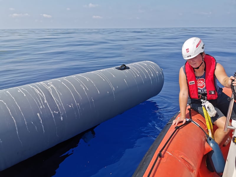La nave della Ong tedesca Eleonore durante i soccorsi al largo della Libia 4