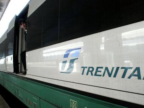Abbonamento del treno più caro per colpa di un algoritmo errato