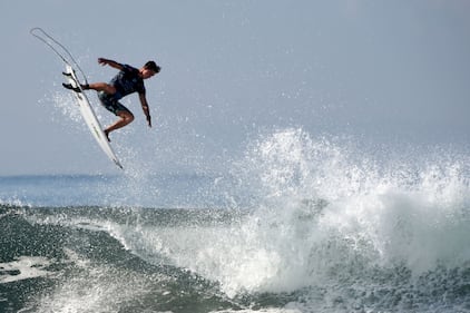 2018 World Surf League: i surfisti tra le onde 8