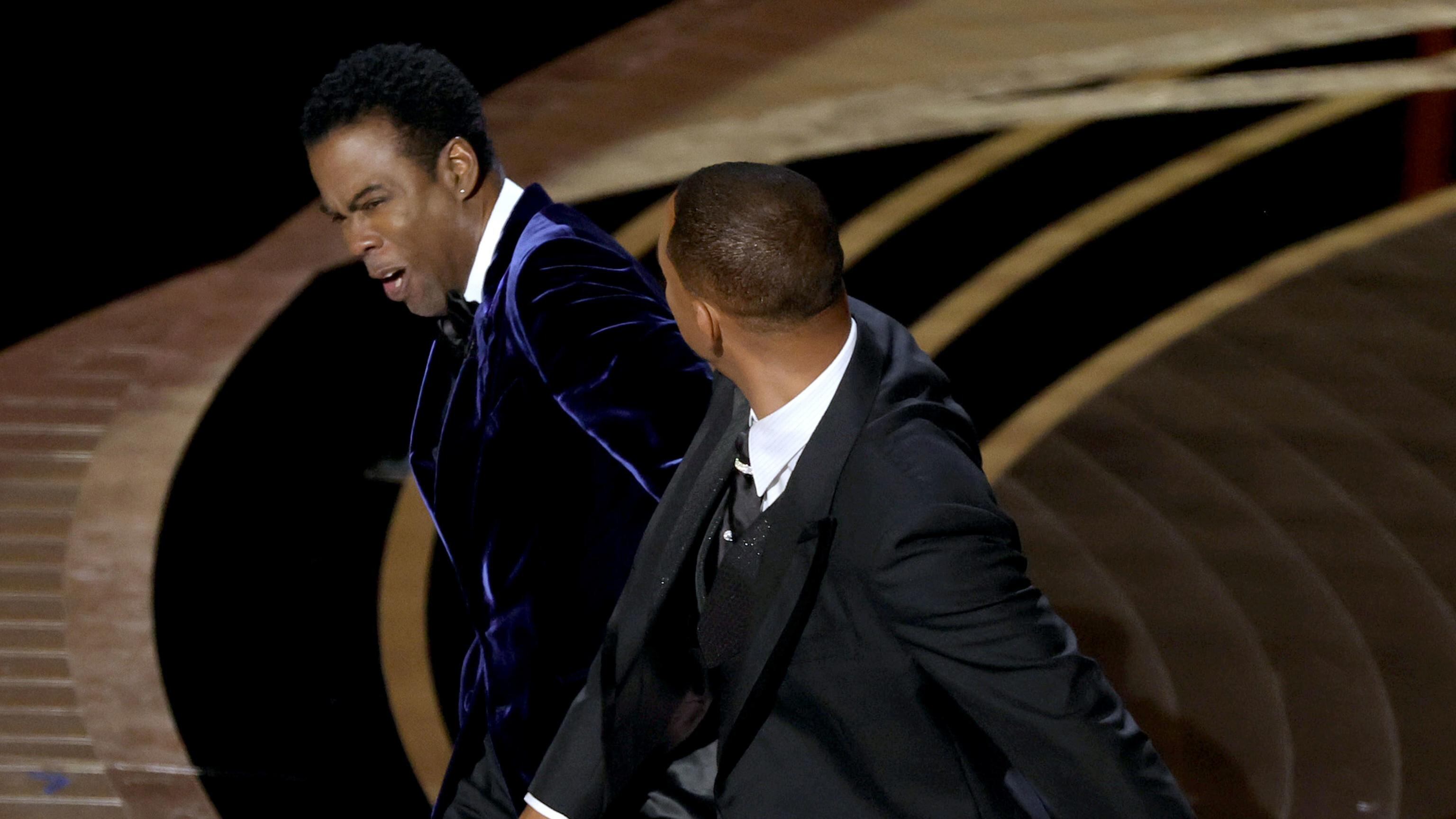 Will Smith e lo schiaffo agli Oscar: Chris Rock rompe il silenzio dopo un anno