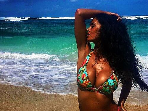 Eva Padlock hot sui Instagram. E dichiara amore alla Juventus