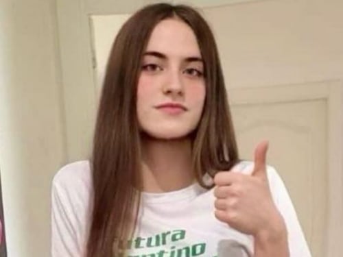 Investita sulle strisce da un furgone. Gessica muore a 15 anni, ferito l'amico
