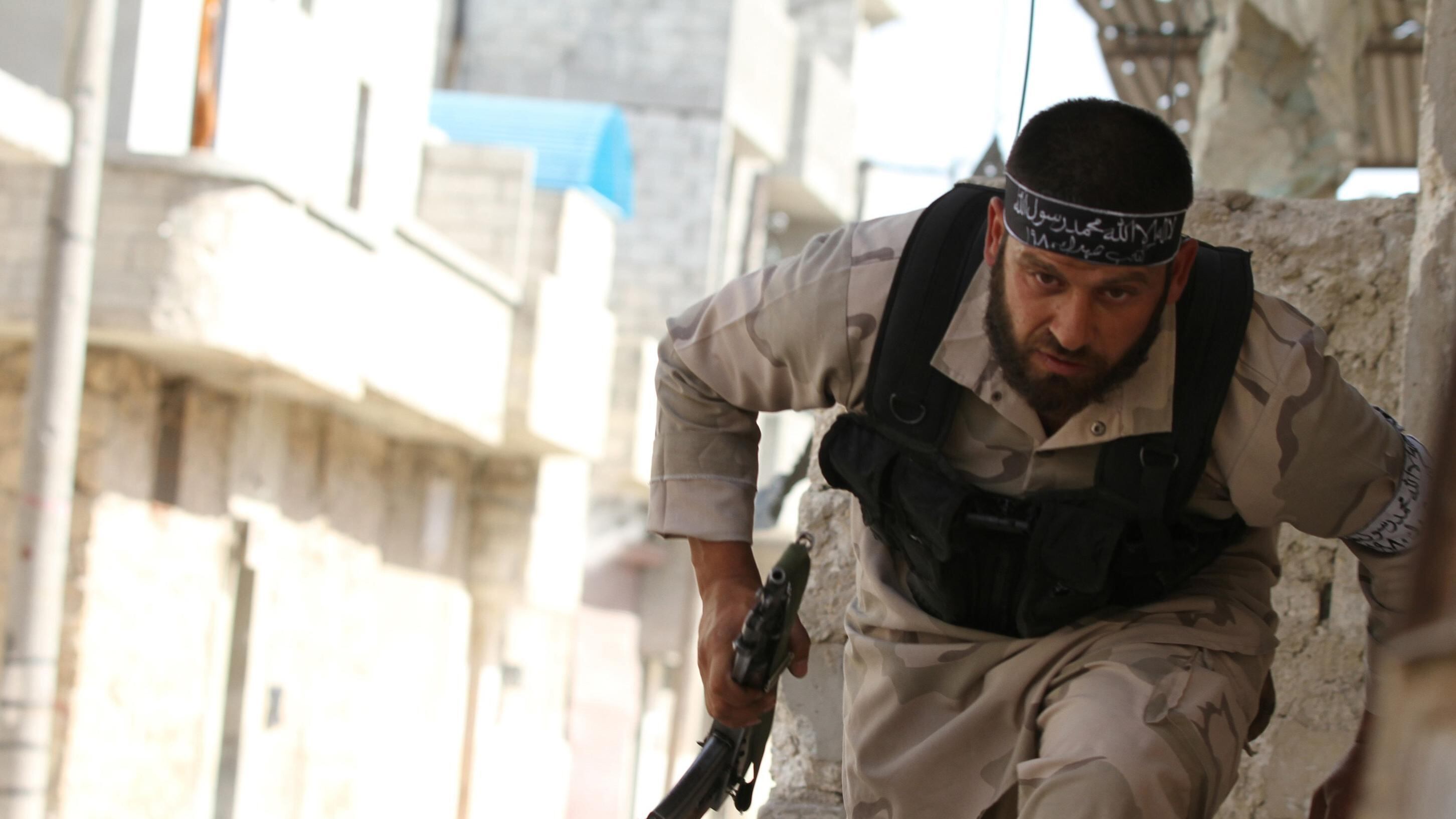 «No fly zone» sulla Siria e armi ai ribelli Mosse Usa, furia russa