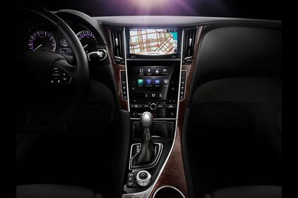Infiniti Q50 9