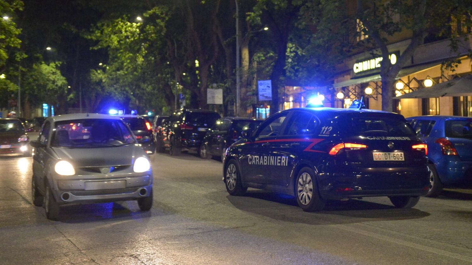 Mamma uccide la figlia e si getta dal balcone: tragedia vicino a Roma