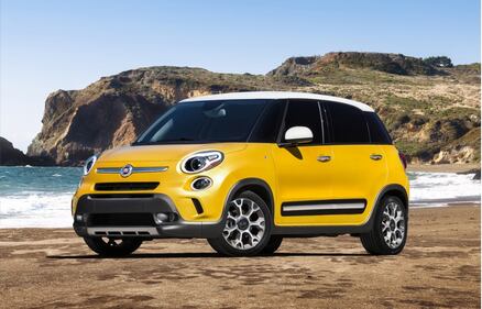 FIAT 500L Trekking 6