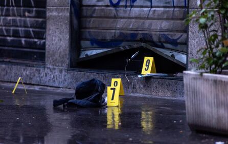 Omicidio di Milano, il bar dove Eros di Zonza è stato accoltellato dopo il furto 9