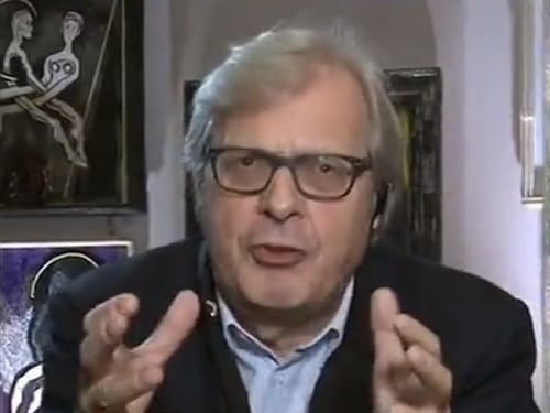 Sgarbi contro Volo, che ha strigliato Salvini: "Andrà anche dai camorristi e dalla 'ndrangheta"