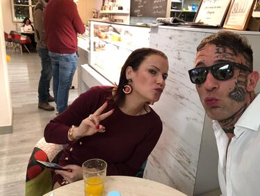 Simone Coccia Colaiuta beccato con la sorella di Ronaldo 2