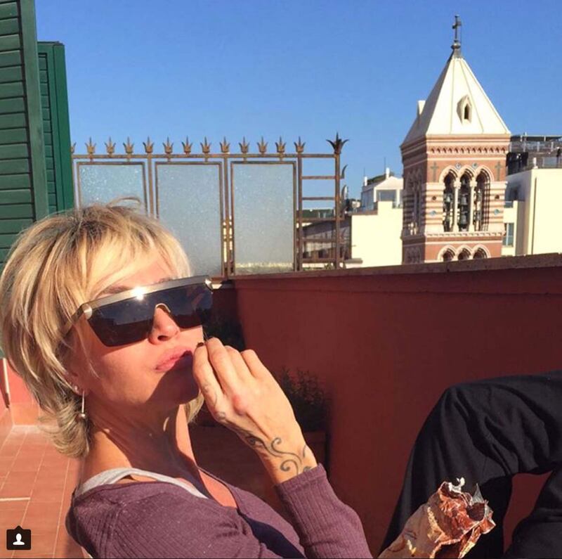 Madonna vs Paola Barale, foto 14
