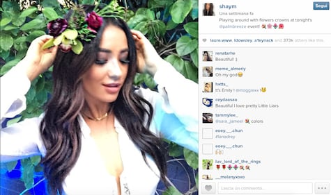 Lucy Hale e le Pretty Little Liars: come si rivelano su Instagram 6