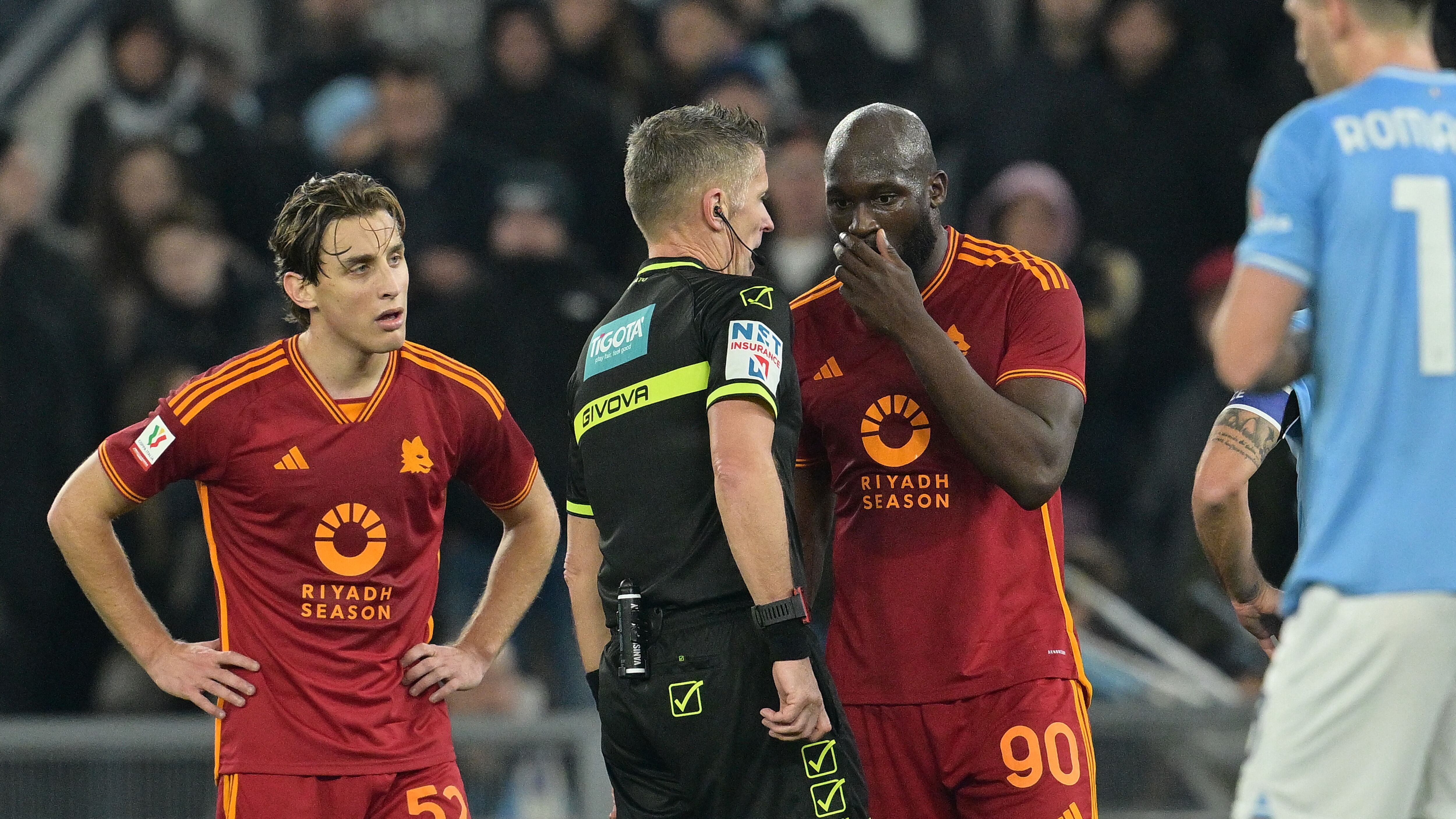 Cori razzisti a Lukaku, chiusi Curva Nord e settore Distinti della Lazio