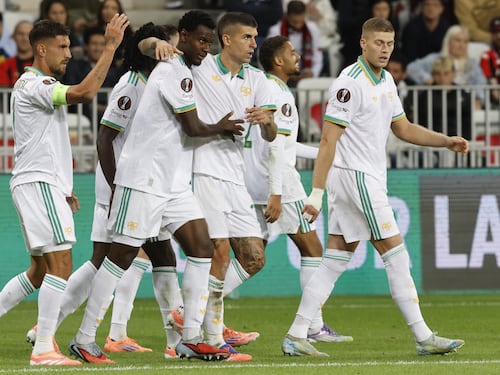 Prima del match 100 arresti. Poi in campo vince la Roma