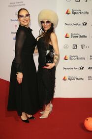 Ornella Muti e Naike Rivelli: red carpert al Ball des Sports 2019 Gala in Germania 2